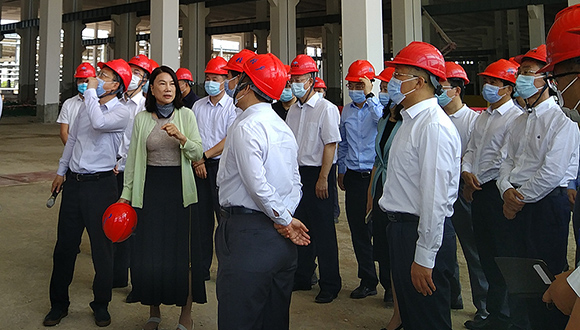 【城建新聞】珠海市委書記呂玉印一行蒞臨我司格力冷水機(jī)組智能制造工廠項(xiàng)目考察指導(dǎo)工作